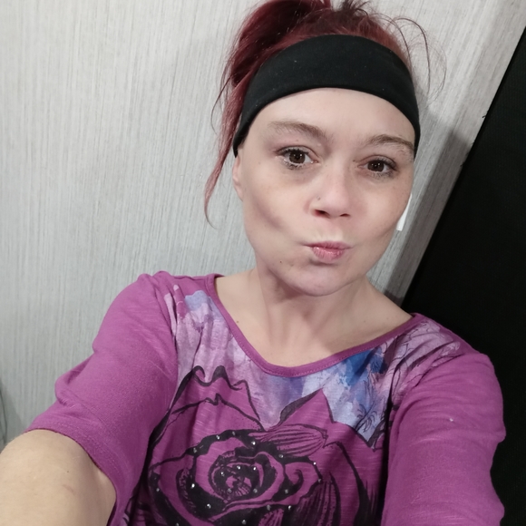 Meet your Posher, Heather - Picture 3 of 5